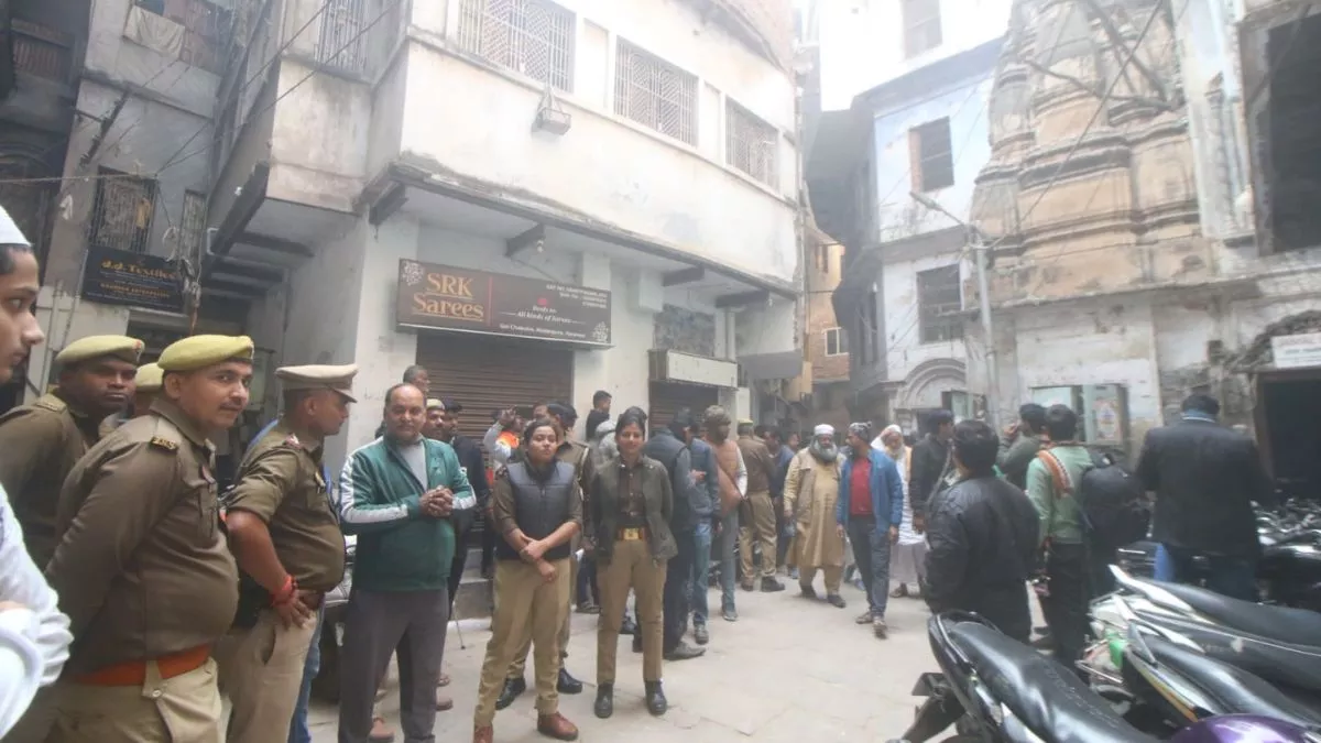 17_12_2024-varanasi_mandir_23850146.jpeg