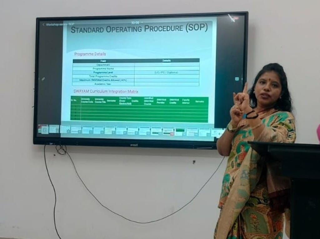 bbau-mooc-swayam-workshop-lucknow.jpg