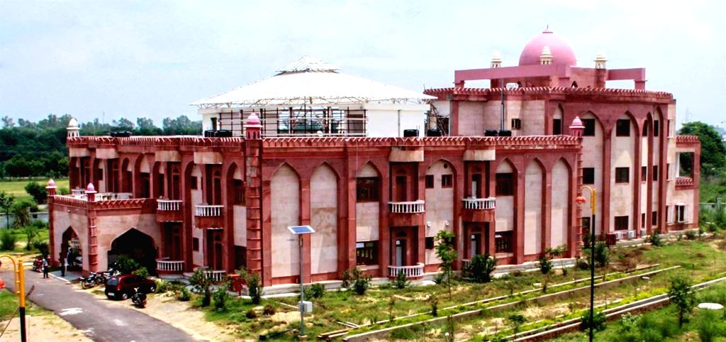 bhasha-university-lucknow-vc-inspection-2026.jpg