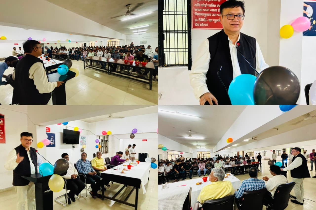 boys-hostel-orientation-bhasha-university-lucknow-200kb.jpg