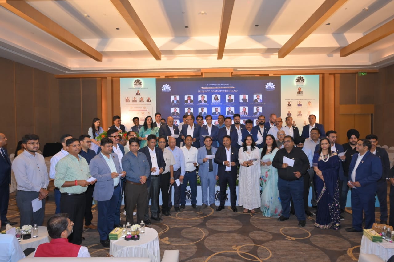 iia-lucknow-chapter-new-chairman-vaibhav-agarwal-installation.jpeg