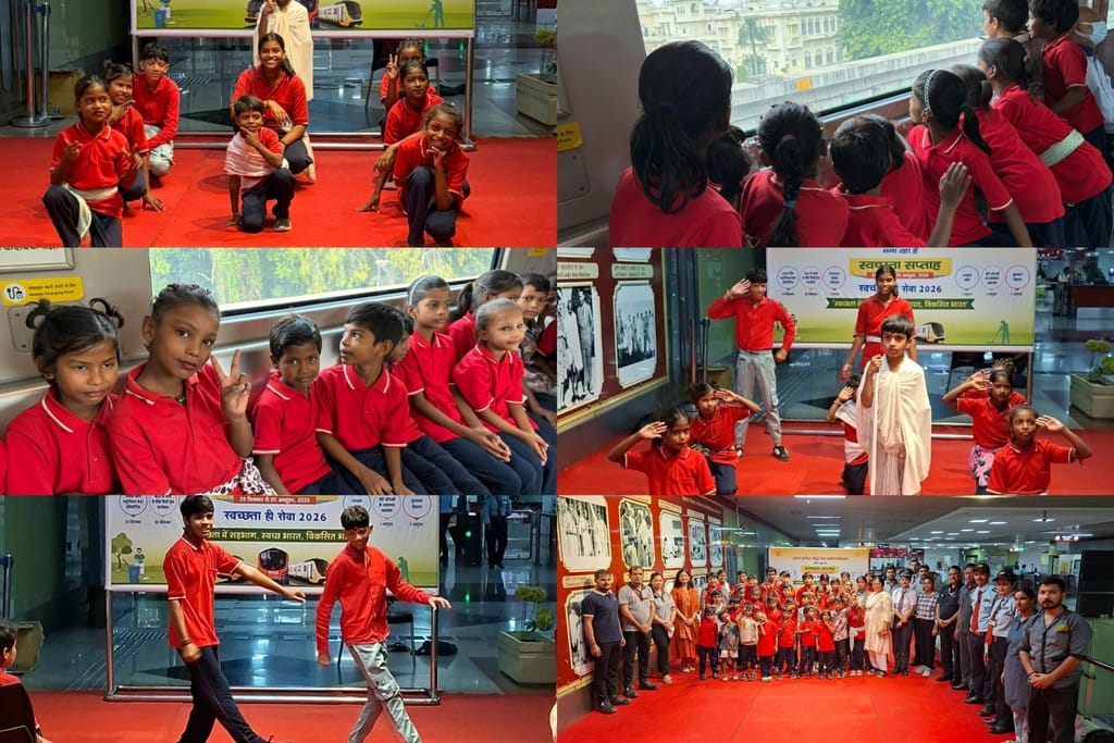 lucknow-metro-swachhata-saptah-bachche-nukkad-natak.jpg