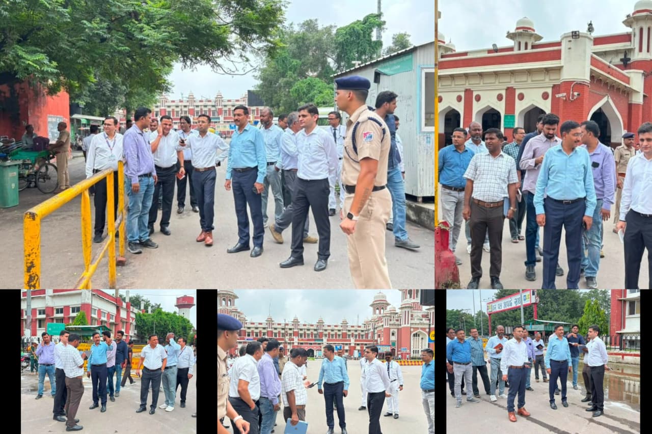 mandal-rail-prabandhak-lucknow-station-inspection.jpg