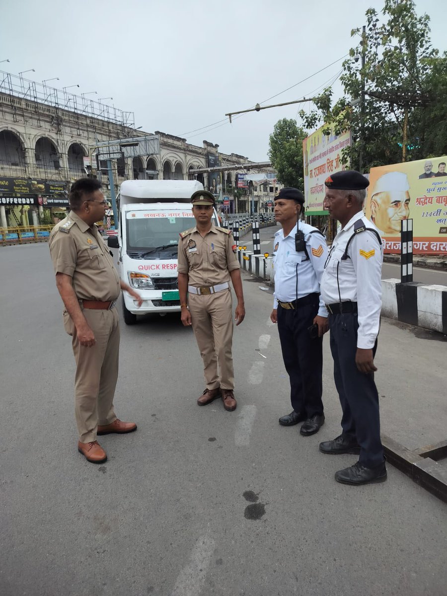 sarojini-nagar-traffic-police-loader-driver-attack.jpg