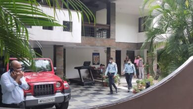 tismedia.in-it-raids-on-dainik-bhaskar-390x220-1.jpg